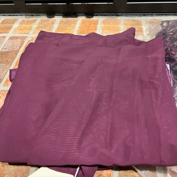 LanTing NWT sz 10 Grape 3 piece formal pantsuit vintage elegant lace top chiffon - Picture 2 of 7